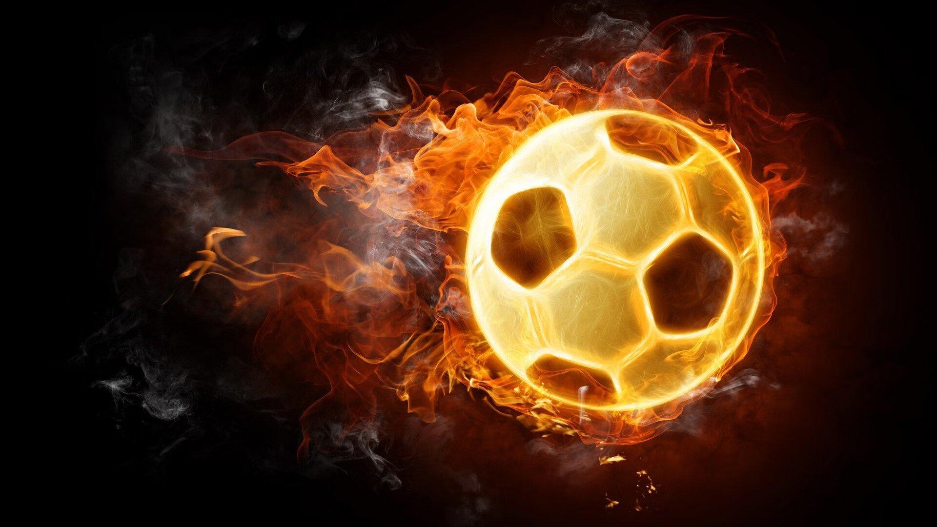 于帕梅卡诺坦承防守失误,法国后防线站位问题引发热议